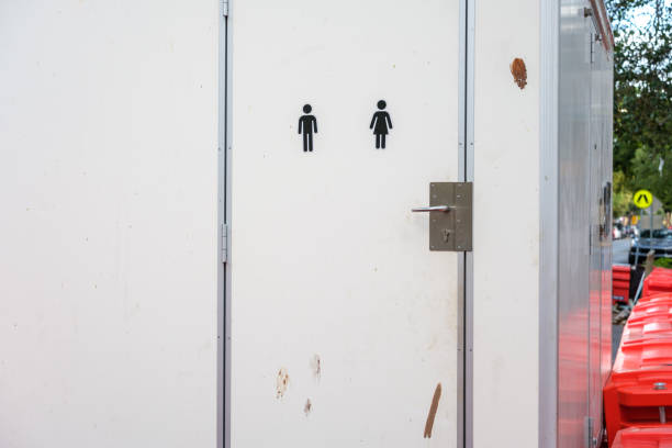 Best Porta potty rental near me  in Palm Springs, FL